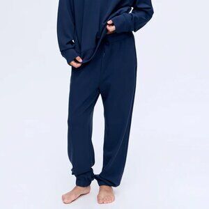 Outdoor Voices Stratus Jogger in Dark Sky, XS
